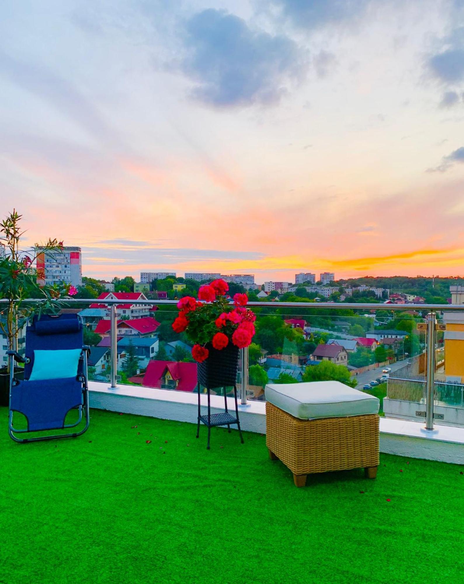Penthouse View Aeroport Iasi Exterior foto